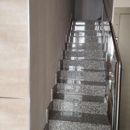 Piso Js Apartment Ourense Luaran gambar